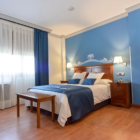 Hotel La Barrosa Abejar Exteriör bild
